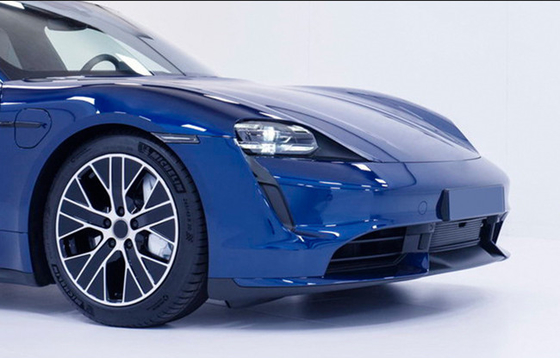 ฟิล์มห่อหุ้มรถยนต์ Chrome Blue แบบเลื่อนได้เก็บสีให้ห่างจากรอยขีดข่วนและการสึกหรอ