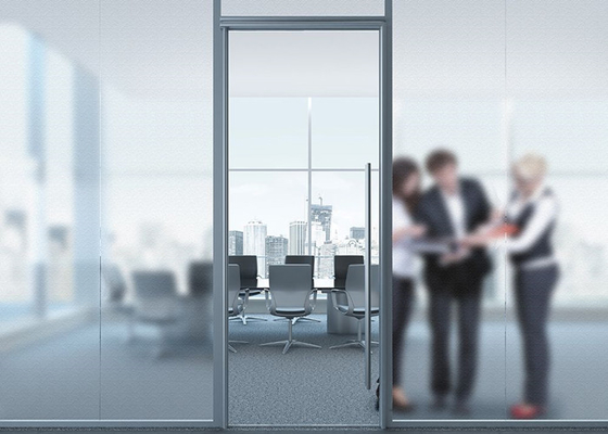 Repositionable 0.8mm ชัดเจน Bathroom Window ฟิล์มความเป็นส่วนตัว Heat Control