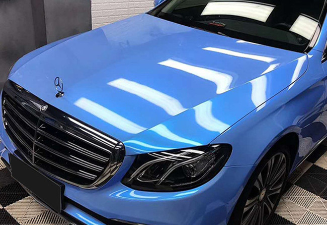 High Gloss Miami Blue Car Wrap Film ทนต่อการถลอก กาวหนา 30µm
